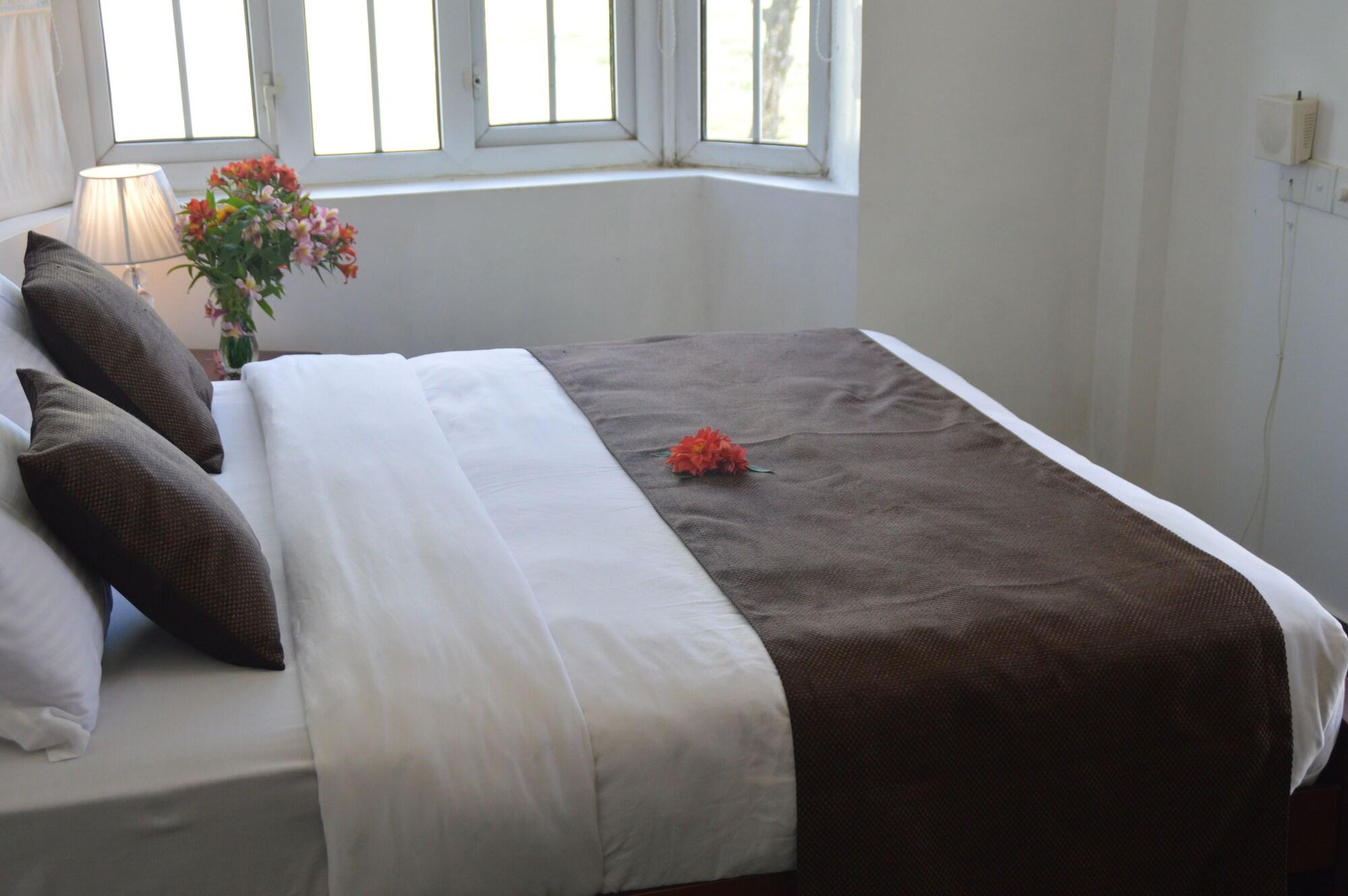 Royal Hills Nuwara Eliya Hotel Bagian luar foto