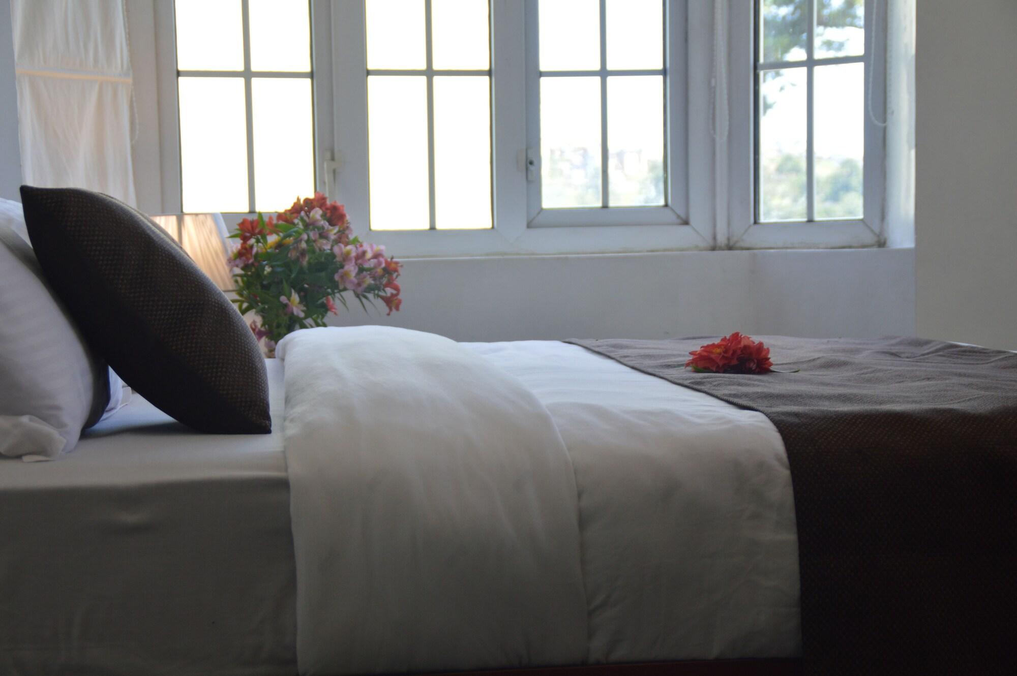 Royal Hills Nuwara Eliya Hotel Bagian luar foto