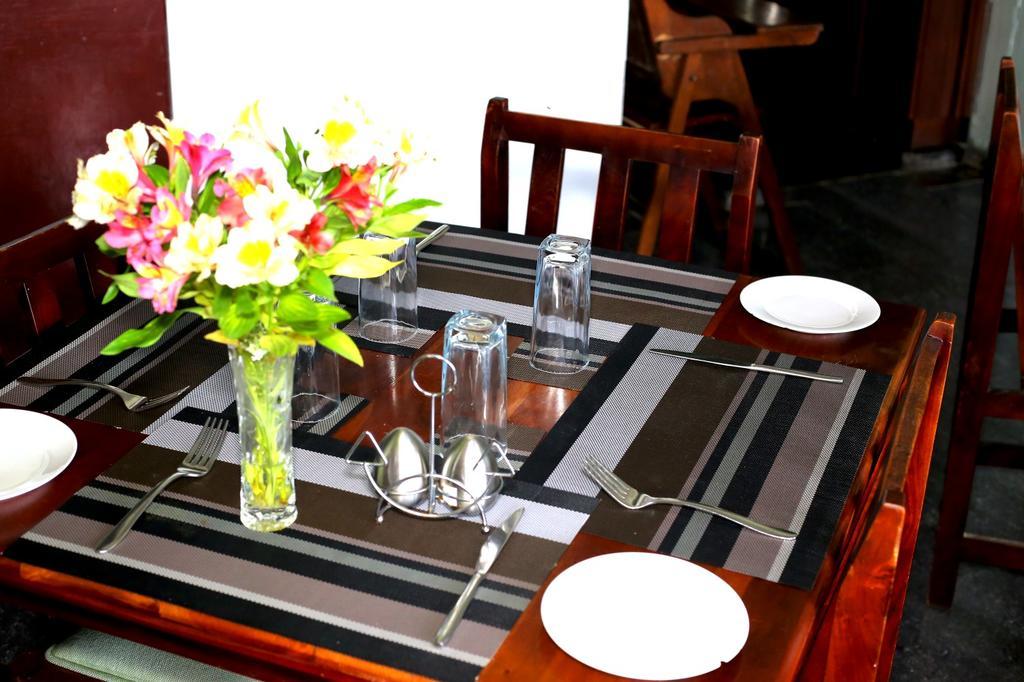Royal Hills Nuwara Eliya Hotel Bagian luar foto
