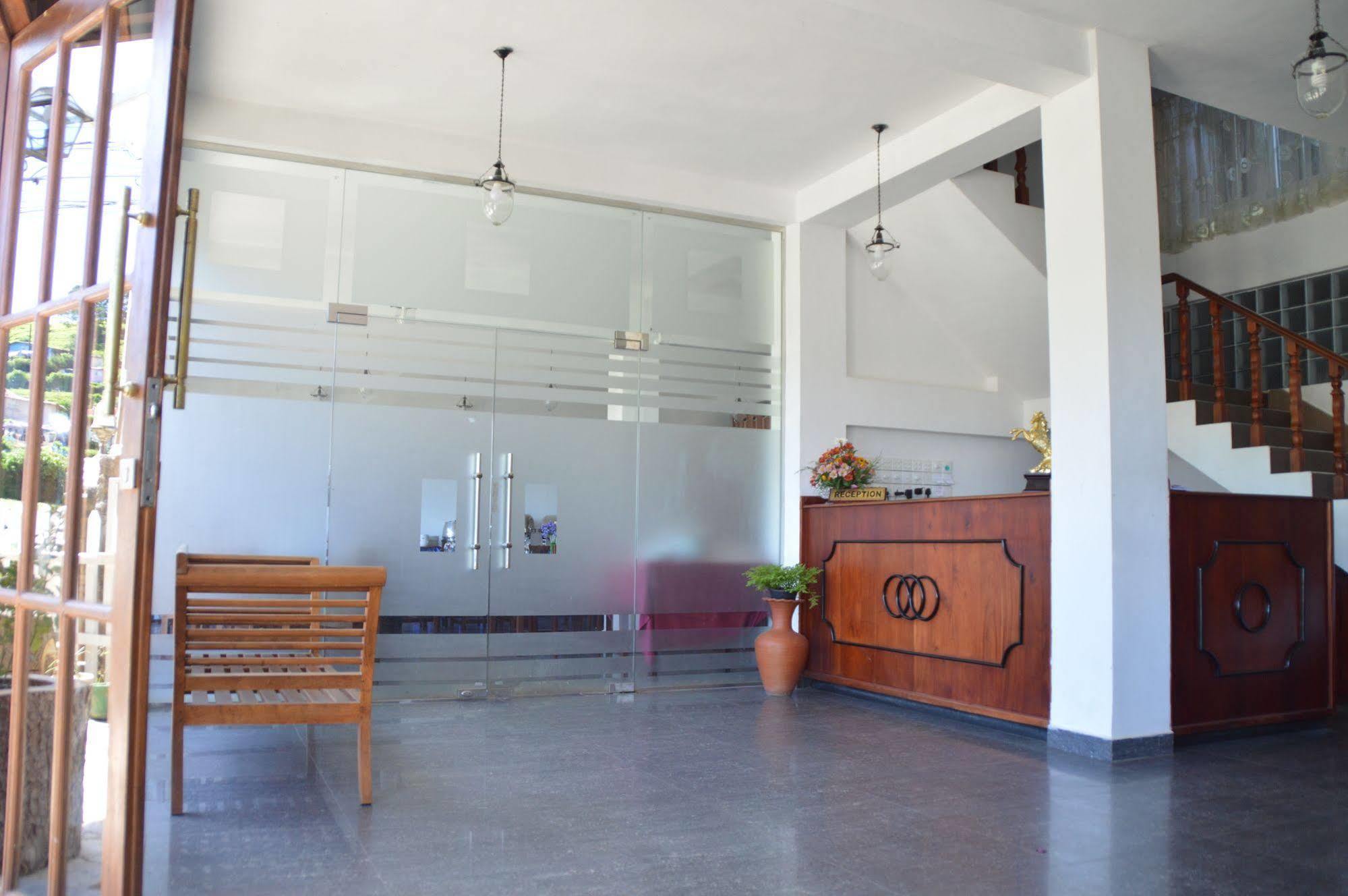 Royal Hills Nuwara Eliya Hotel Bagian luar foto